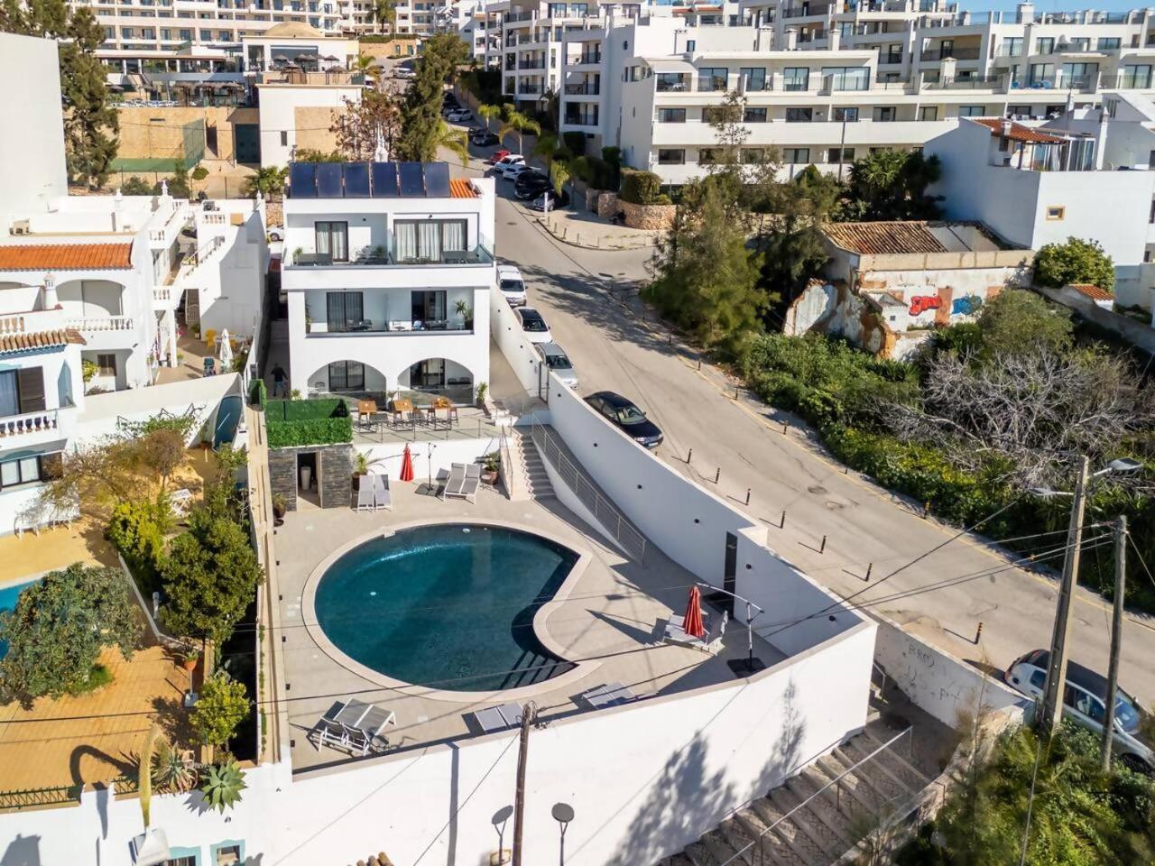 Malpique Heated Pool & Jacuzzi * Albufeira